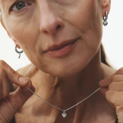Colliers^PAUL HEWITT Ocean Heart Collier